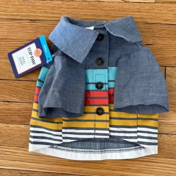 Lucy & Co In The Clouds reversible dog raincoat
peach w/rainbows/aqua zip hoodie - Picture 9 of 9